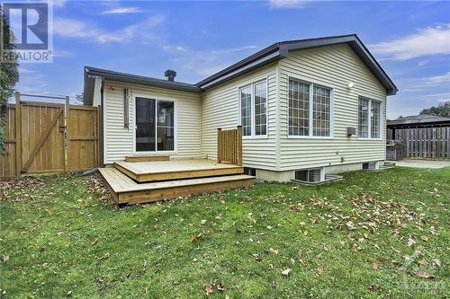 155 Dunlop Crescent, Russell, ON - Outdoor With Deck Patio Veranda