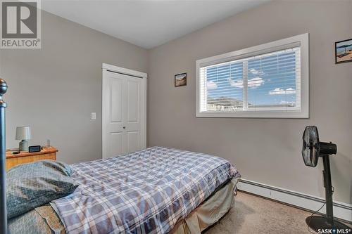 309 702 Hart Road, Saskatoon, SK - Indoor Photo Showing Bedroom