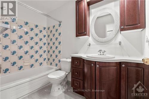 1493 Ballard Court, Cyrville - Carson Grove - Pineview (2204 - Pineview), ON - Indoor Photo Showing Bedroom