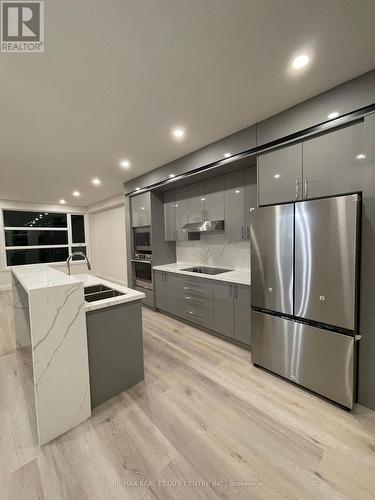 63 Warren Trail, Welland, ON - Indoor Photo Showing Kitchen