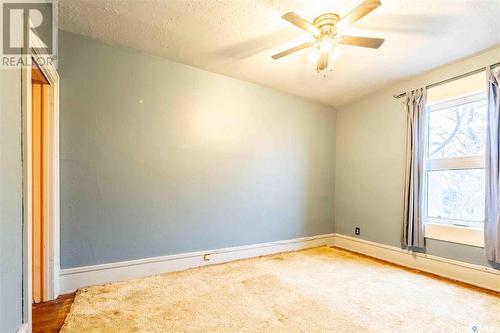 121 Lillooet Street E, Moose Jaw, SK - Indoor Photo Showing Other Room