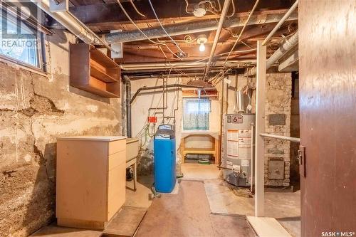 121 Lillooet Street E, Moose Jaw, SK - Indoor Photo Showing Basement