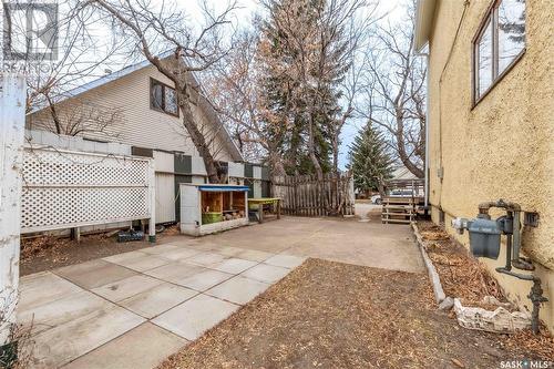 121 Lillooet Street E, Moose Jaw, SK - Outdoor