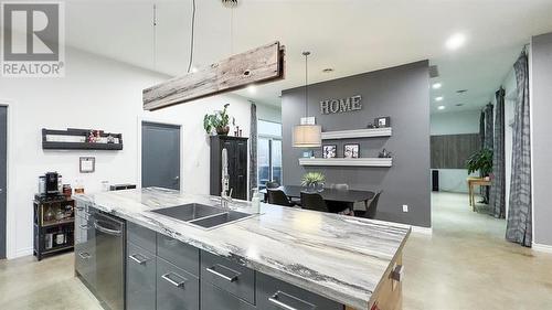 8539 Vance Drive, Lambton Shores, ON - Indoor Photo Showing Kitchen With Double Sink With Upgraded Kitchen