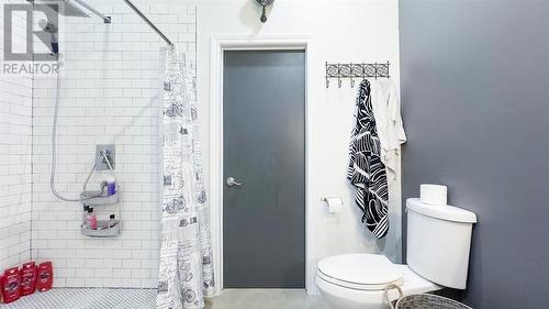 8539 Vance Drive, Lambton Shores, ON - Indoor Photo Showing Bathroom