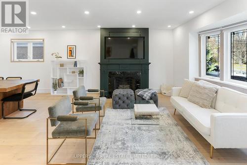 215 Ridley Boulevard, Toronto, ON - Indoor Photo Showing Living Room With Fireplace