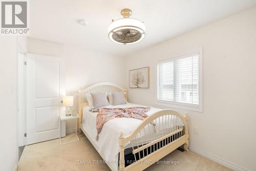 6 Burnham Court, Scugog, ON - Indoor Photo Showing Bedroom