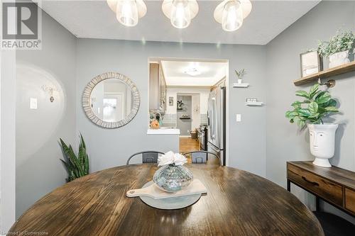 39 Blandford Street Unit# 1, Woodstock, ON - Indoor Photo Showing Dining Room