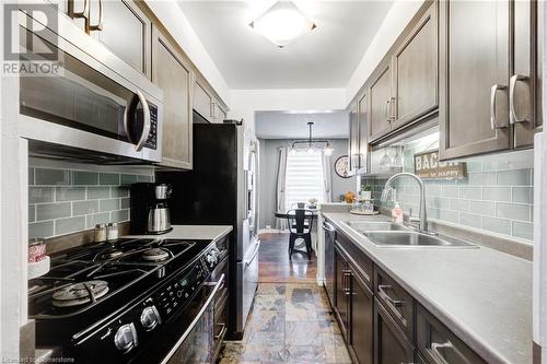 39 Blandford Street Unit# 1, Woodstock, ON - Indoor Photo Showing Kitchen With Double Sink With Upgraded Kitchen