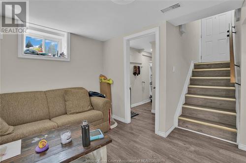 561 Riverside Drive East, Windsor, ON - Indoor