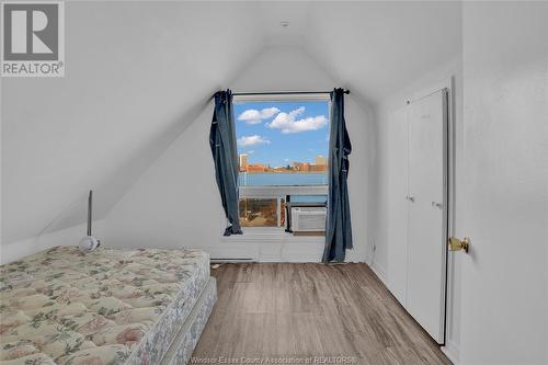 561 Riverside Drive East, Windsor, ON - Indoor Photo Showing Bedroom