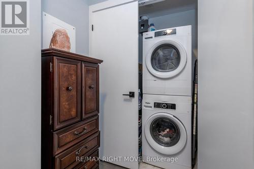 410 - 5 Chef Lane, Barrie, ON - Indoor Photo Showing Laundry Room