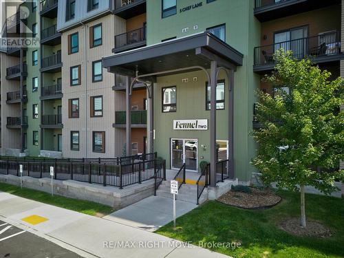 410 - 5 Chef Lane, Barrie, ON - Outdoor With Balcony With Facade