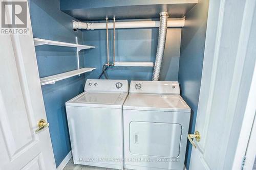 176 - 435 Hensall Circle, Mississauga, ON - Indoor Photo Showing Laundry Room