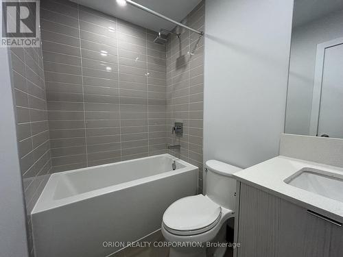 1303 - 4130 Parkside Village Drive, Mississauga, ON - Indoor Photo Showing Bathroom