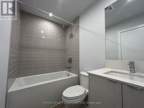 1303 - 4130 Parkside Village Drive, Mississauga, ON - Indoor Photo Showing Bathroom