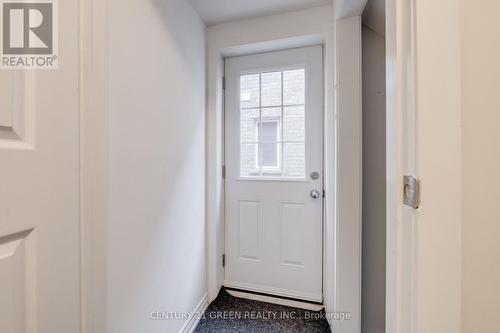 303 Yates Drive, Milton, ON - Indoor Photo Showing Other Room