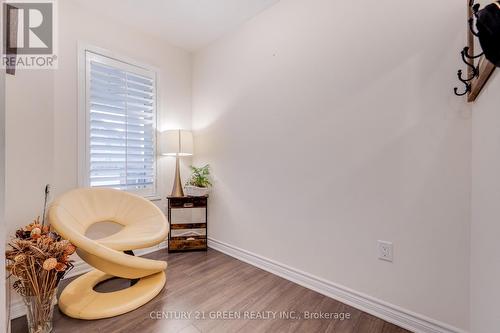 303 Yates Drive, Milton, ON - Indoor Photo Showing Other Room