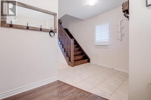 303 Yates Drive, Milton, ON - Indoor Photo Showing Other Room