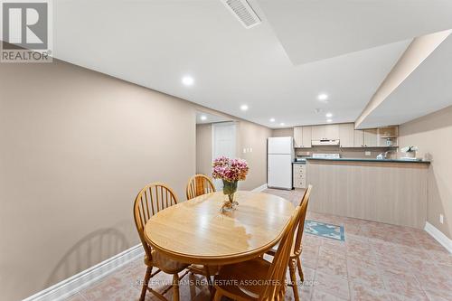 1639 Glen Rutley Circle, Mississauga, ON - Indoor Photo Showing Dining Room