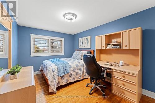 1639 Glen Rutley Circle, Mississauga, ON - Indoor Photo Showing Bedroom