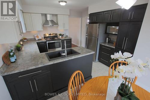 1830 Stratton Avenue, Peterborough (Otonabee), ON - Indoor Photo Showing Kitchen With Upgraded Kitchen