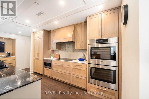 102 - 10 Dalhousie Avenue, St. Catharines, ON - Indoor Photo Showing Kitchen