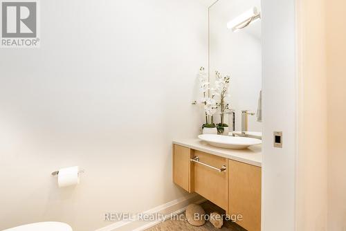 102 - 10 Dalhousie Avenue, St. Catharines, ON - Indoor Photo Showing Bathroom