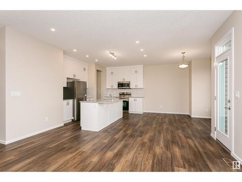 20516 22 Ave Nw, Edmonton, AB - Indoor Photo Showing Kitchen