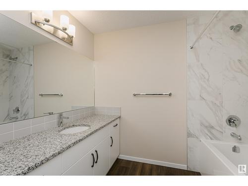 20516 22 Ave Nw, Edmonton, AB - Indoor Photo Showing Bathroom