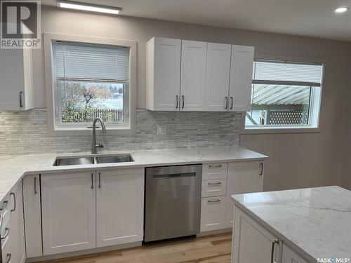 1921 95Th Street, North Battleford, SK - Indoor Photo Showing Kitchen With Double Sink With Upgraded Kitchen