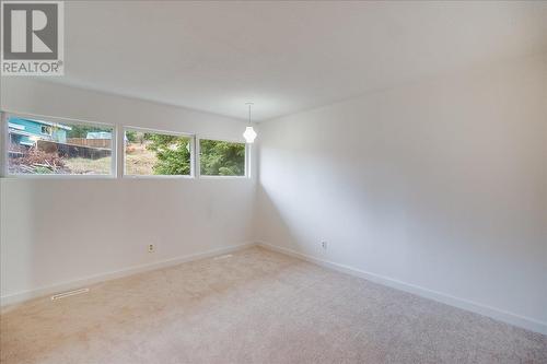 1110 Mcdiarmid Road, Castlegar, BC - Indoor Photo Showing Other Room