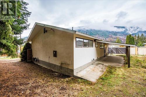 1110 Mcdiarmid Road, Castlegar, BC - Outdoor