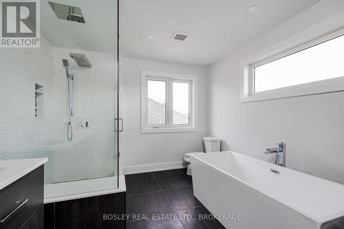 3713 Ryan Avenue, Fort Erie (337 - Crystal Beach), ON - Indoor Photo Showing Bathroom