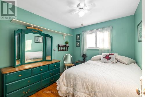 572 Whites Road, Quinte West, ON - Indoor Photo Showing Bedroom