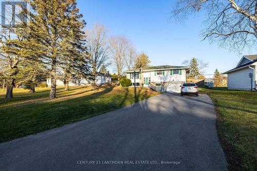 572 Whites Road, Quinte West, ON - Outdoor