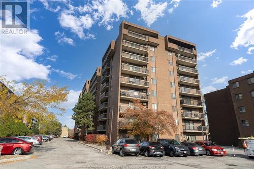 3936 Wyandotte Street East Unit# 709, Windsor, ON - Outdoor With Balcony With Facade