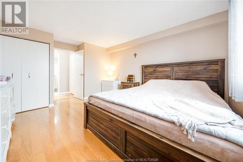 3936 Wyandotte Street East Unit# 709, Windsor, ON - Indoor Photo Showing Bedroom