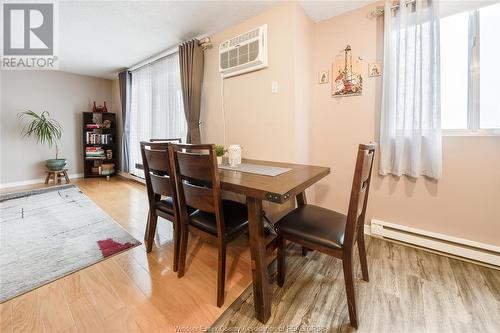 3936 Wyandotte Street East Unit# 709, Windsor, ON - Indoor Photo Showing Dining Room