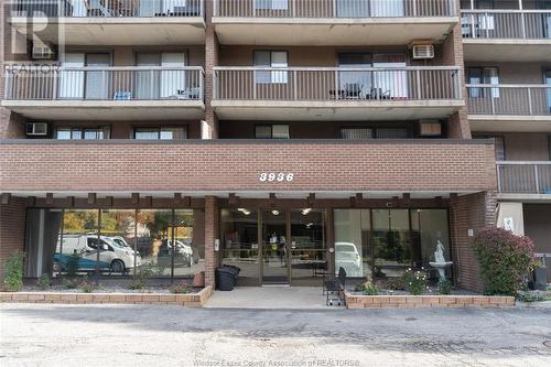 3936 Wyandotte Street East Unit# 709, Windsor, ON - Outdoor With Balcony