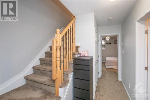 294 Espin Heights, Ottawa, ON - Indoor Photo Showing Other Room