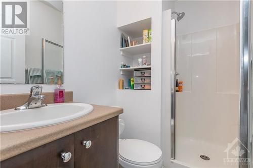 294 Espin Heights, Ottawa, ON - Indoor Photo Showing Bathroom