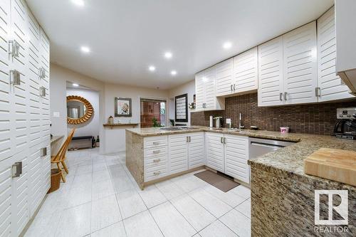 #4 14812 45 Av Nw, Edmonton, AB - Indoor Photo Showing Kitchen