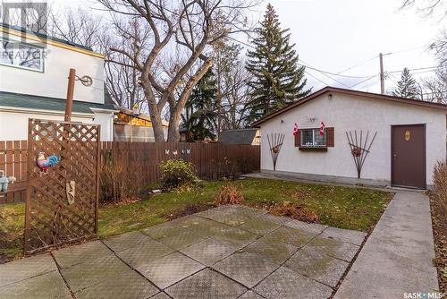 2215 Athol Street, Regina, SK - Outdoor