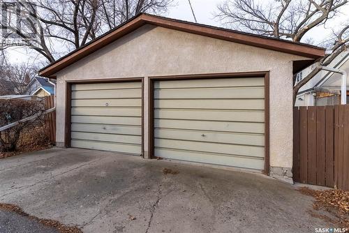 2215 Athol Street, Regina, SK - Outdoor With Exterior