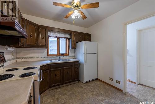 2215 Athol Street, Regina, SK - Indoor Photo Showing Kitchen With Double Sink