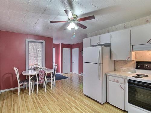 Vue d'ensemble - 1481 Route De St-Philippe, Val-D'Or, QC - Indoor Photo Showing Kitchen