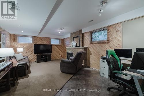 1649 Aldersbrook Road, London, ON - Indoor Photo Showing Other Room