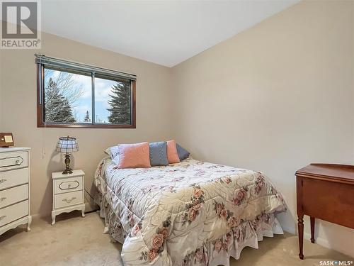 9026 16Th Avenue, North Battleford, SK - Indoor Photo Showing Bedroom