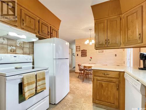 9026 16Th Avenue, North Battleford, SK - Indoor Photo Showing Kitchen